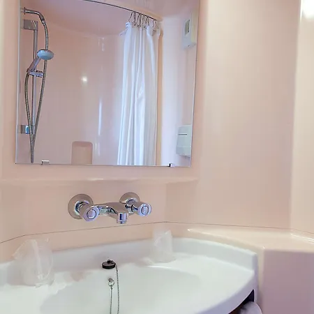 Hotel Première Classe Clermont-ferrand *