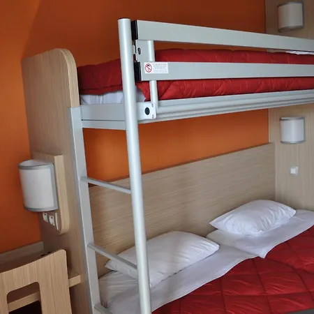 Premiere Classe Clermont-ferrand Hotel