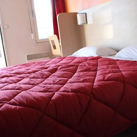 プレミア クラッセ クレルモン フェラン ホテル オービエール