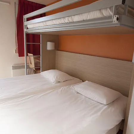 プレミア クラッセ クレルモン フェラン ホテル オービエール