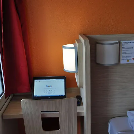 Premiere Classe Clermont-ferrand Hotel