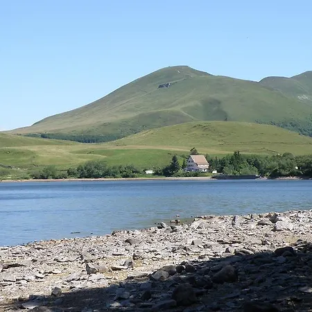 プレミア クラッセ クレルモン フェラン ホテル