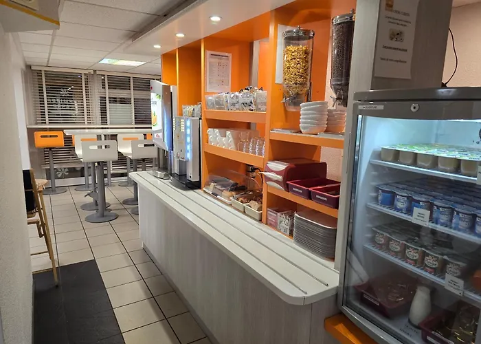 Premiere Classe Clermont-ferrand Обьер