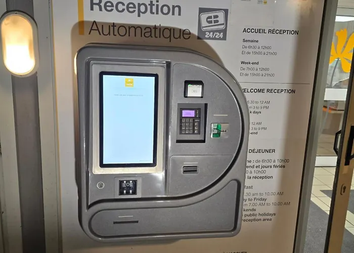 Отель Premiere Classe Clermont-ferrand *