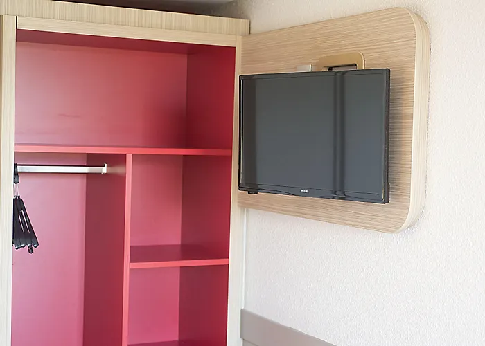 Premiere Classe Clermont-ferrand Обьер