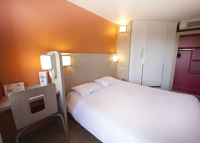 Premiere Classe Clermont-ferrand Отель *