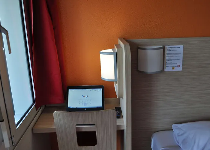 Premiere Classe Clermont-ferrand Отель