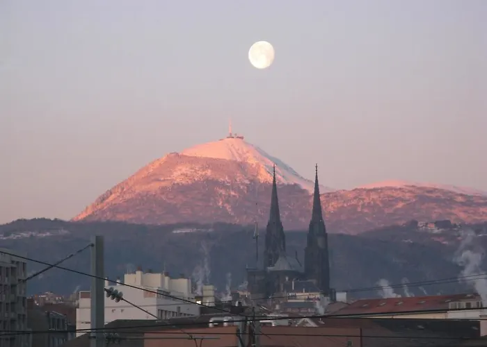 Premiere Classe Clermont-ferrand Обьер